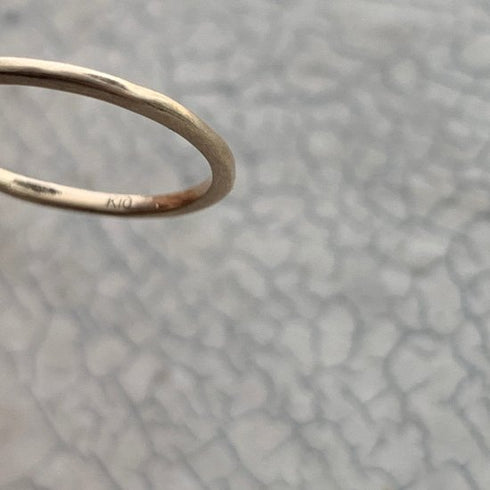 K10YG tiny ring